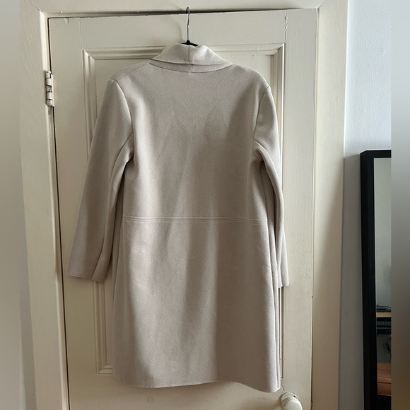 Zara Light Cream Jacket - Picture 2 of 4